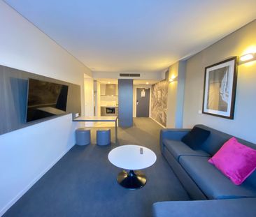 Mantra Southbank Residences-- 1 Bedroom 1 Bath Fully Furnished Apar... - Photo 5