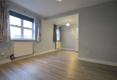2 bedroom terraced house to rent - Photo 2