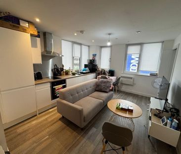 1 Bed Flat, Manchester, M16 - Photo 2