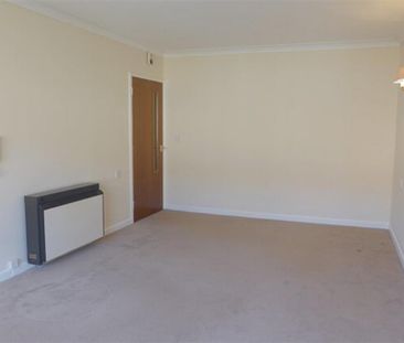 1 bedroom retirement property to rent - Photo 1