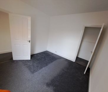 3 Bed Terraced House, Richmond Hill, LU2 - Photo 5