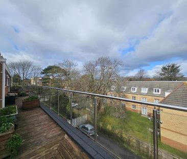 2 bedroom penthouse to rent - Photo 1