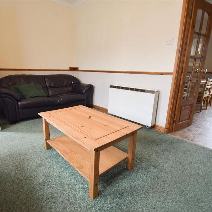 4 bedroom house to rent - Photo 1