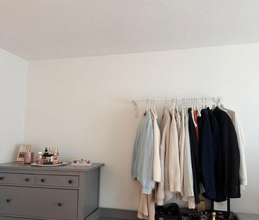 Schöne, vollmöblierte Wohnung in Düsseldorf-Friedrichstadt - Photo 2