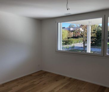Moderne 4.5 Zimmer-Wohnung mit Minergie-Standard in Lyss - Photo 3