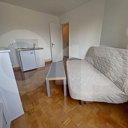 Appartement 1 pièces 15m2 MARSEILLE 6EME 490 euros - Photo 3