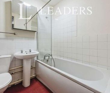 Glastonbury Road, Bury St Edmunds, IP33 - Photo 5
