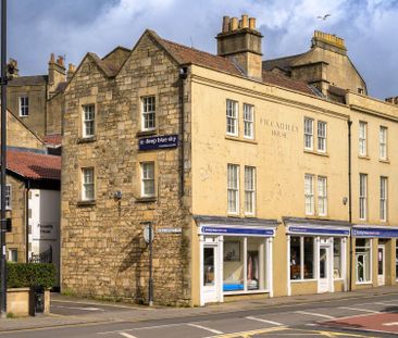 Piccadilly Place, London Road - Photo 1