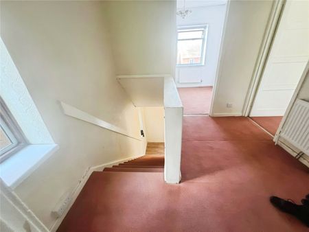 Swancote Drive, Merry Hill, Wolverhampton, WV4 - Photo 3