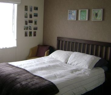 Central quiet, clean & warm. - Photo 2