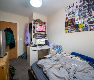 10 bedroom house to rent - Photo 3