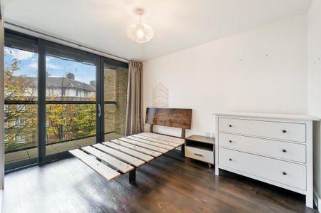 Ottawa House, Canada Water - Photo 3