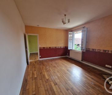 Location Appartement 2 pièces 42m² ST PIERRE LE MOUTIER 58240 - Photo 2