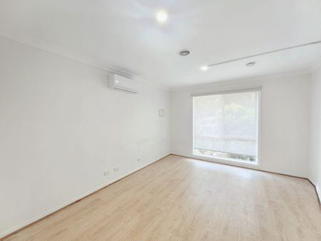 1&2/6 Atlantic Street, Clayton VIC 3168 - Townhouse For Rent | Domain - Photo 2