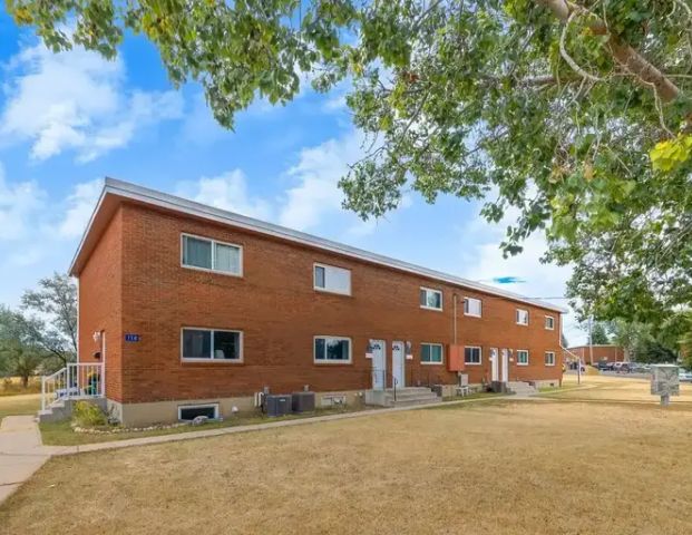 Parkland Townhomes | 225 Upland Drive SE, Medicine Hat - Photo 1