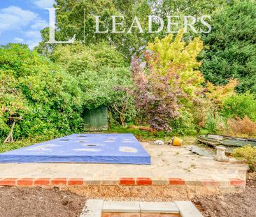 3 bedroom semi-detached house to rent - Photo 3