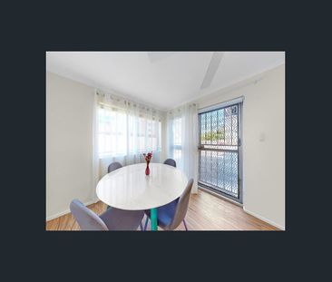 Well-Proportioned Apartment in Well Located Area - Photo 2