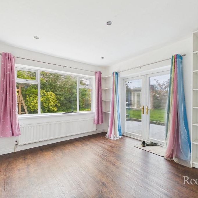 4 bedroom semi-detached house to rent - Photo 1