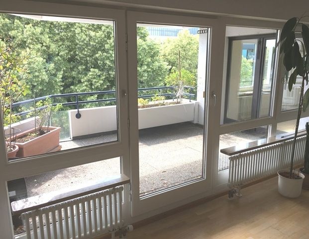 ++NEU IM ANGEBOT++ Große 3,5-Zi.-TOP-Wohnung in City-Lage von Lörrach inkl. EBK und TG-Stellplatz - Photo 1