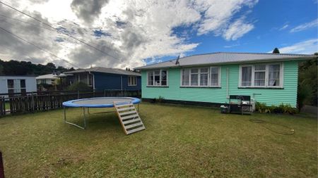 Spacious Home for Rent - Otangarei - Photo 2