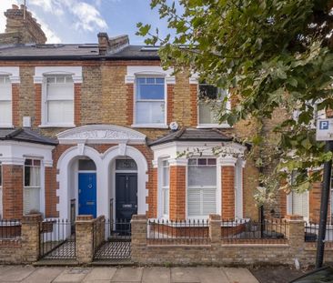 3 bedroom terraced house to rent - Photo 2