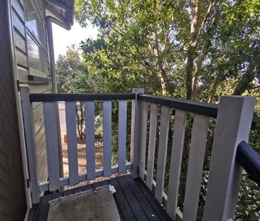 3 bedroom house in Clayfield - Photo 6