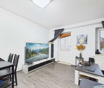 Moderne 2-Raum-Wohnung mit Balkon & Carport in Rodewisch - Photo 1