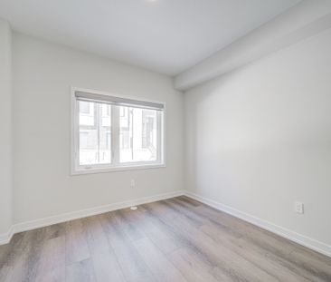 For Lease - 12 Chapple Lane, Richmond Hill, Ontario - Photo 2