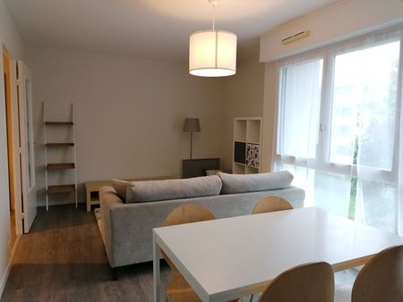 Location Appartement 2 pièces 43m² RENNES 35700 - Photo 3