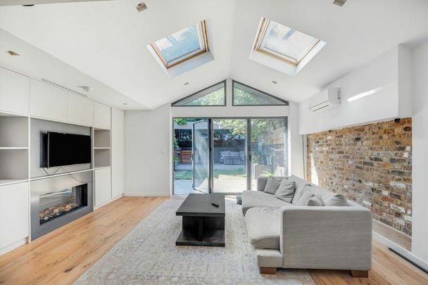 Thornfield Road, Shepherds Bush, W12 - Photo 1