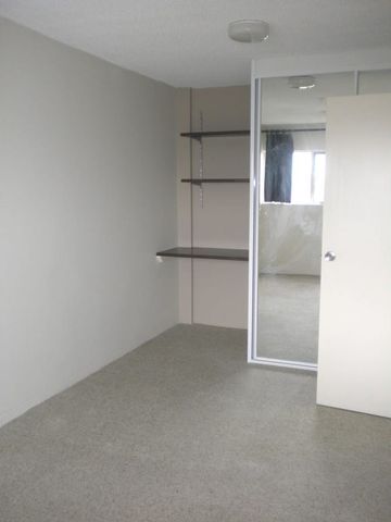 Two bedroom apartment in Parramatta CBD - Photo 4