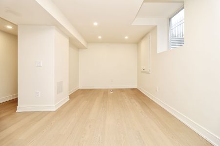 For Lease - 5815 Rainspring Drive, Mississauga, Ontario - Photo 4