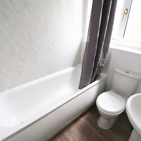 67 Hewson Road, Lincoln, Lincolnshire, LN1 1RZ - Photo 4