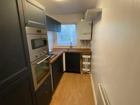 Lorrimore Close, Billericay, CM12 - Photo 2