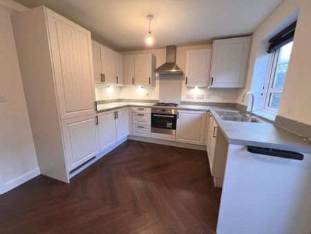 3 bedroom terraced house to rent - Photo 5