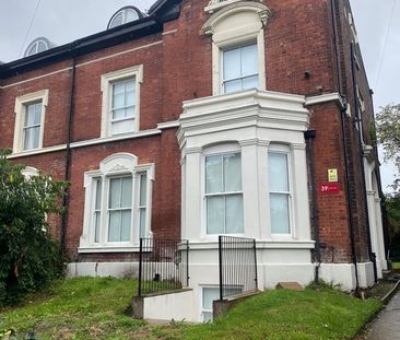 Room in a Shared House, Bentley Road, L8 - Photo 3
