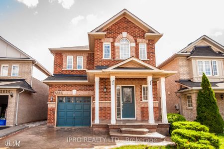 Detached Home For Lease | W8116720 - Photo 2