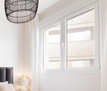 2 bedroom luxury Apartment for rent in Nueva Andalucia, Spain - Photo 3