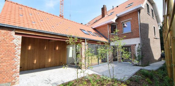 Huis te huur in Lichtaart voor € 1.700 met 5 slaapkamers - Photo 2