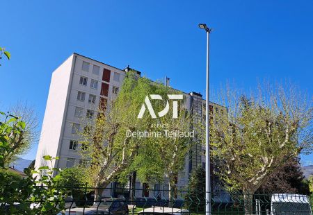 Appartement T2 à ST EGREVE - Photo 2