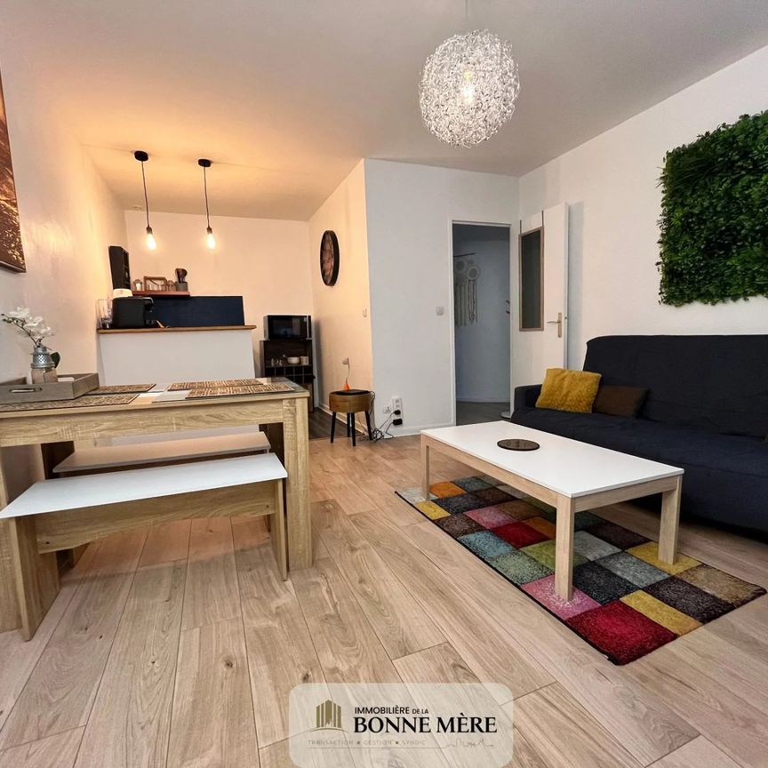 Location Appartement 2 pièces 41m² MARSEILLE 2ème - Photo 1