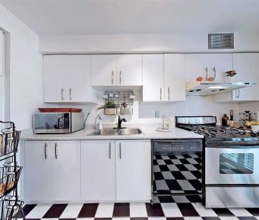 For Lease - 183 Shirley Drive Unit# Upper, Richmond Hill, Ontario - Photo 2