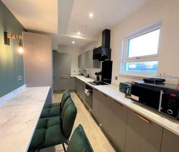 1 bedroom in a house share to rent - Photo 3