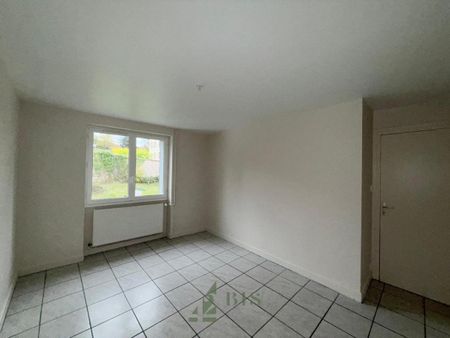 Location Appartement 4 pièces 91m² COURS 69470 - Photo 2