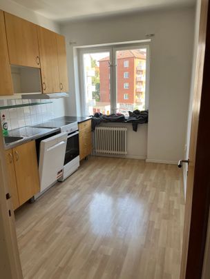 Hjälmshultsgatan 13 - Photo 1