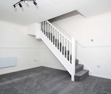 Miles End, Aylesbury, HP21 - Photo 1