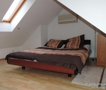 Großzügige, möblierte 2 Zi.-DG-Maisonette-Wohnung - Photo 4