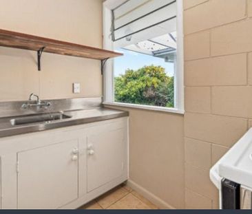 Charming 2BR Flat in Hokowhitu - Photo 6