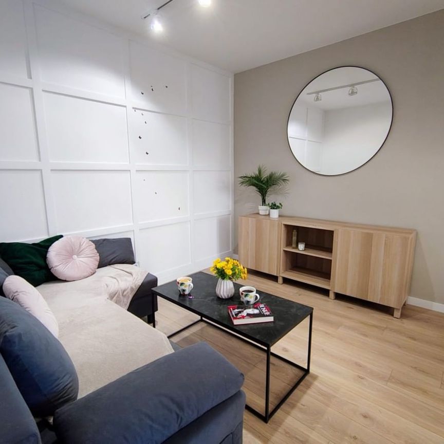 Ciche mieszkanie z 2 miejscami parkingowymi 47.3 m² - Фото 1