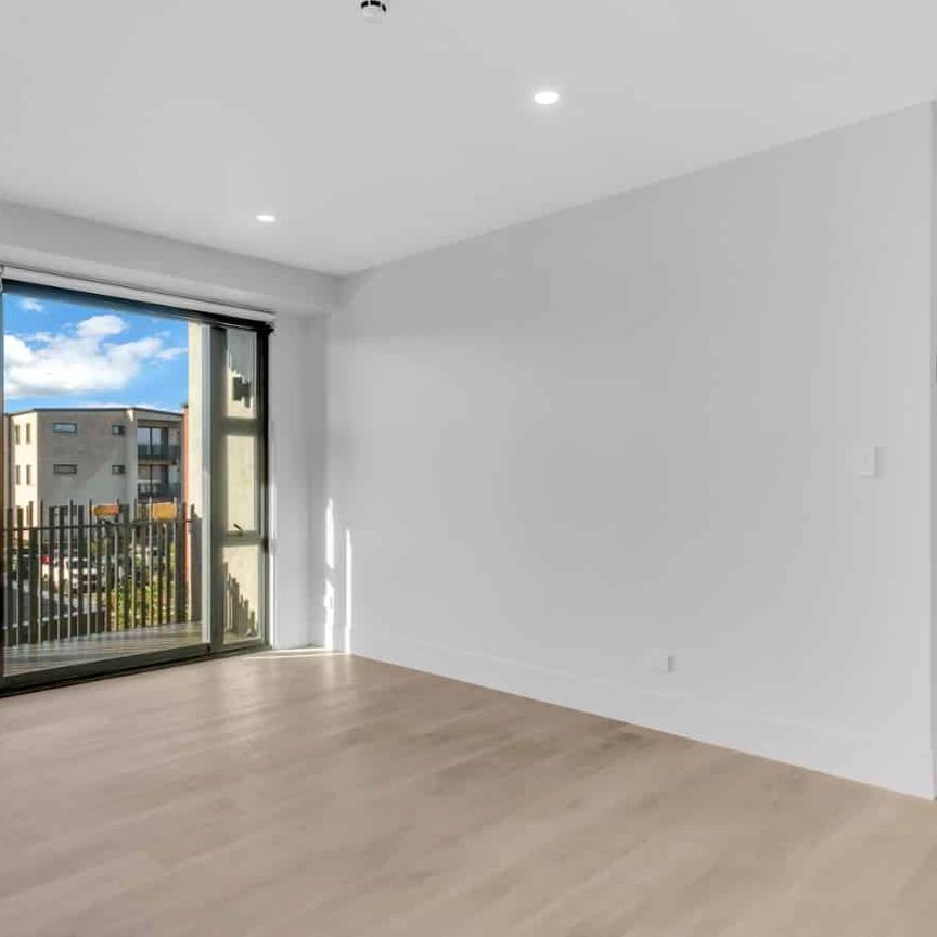 Secure Apartment living - Photo 1
